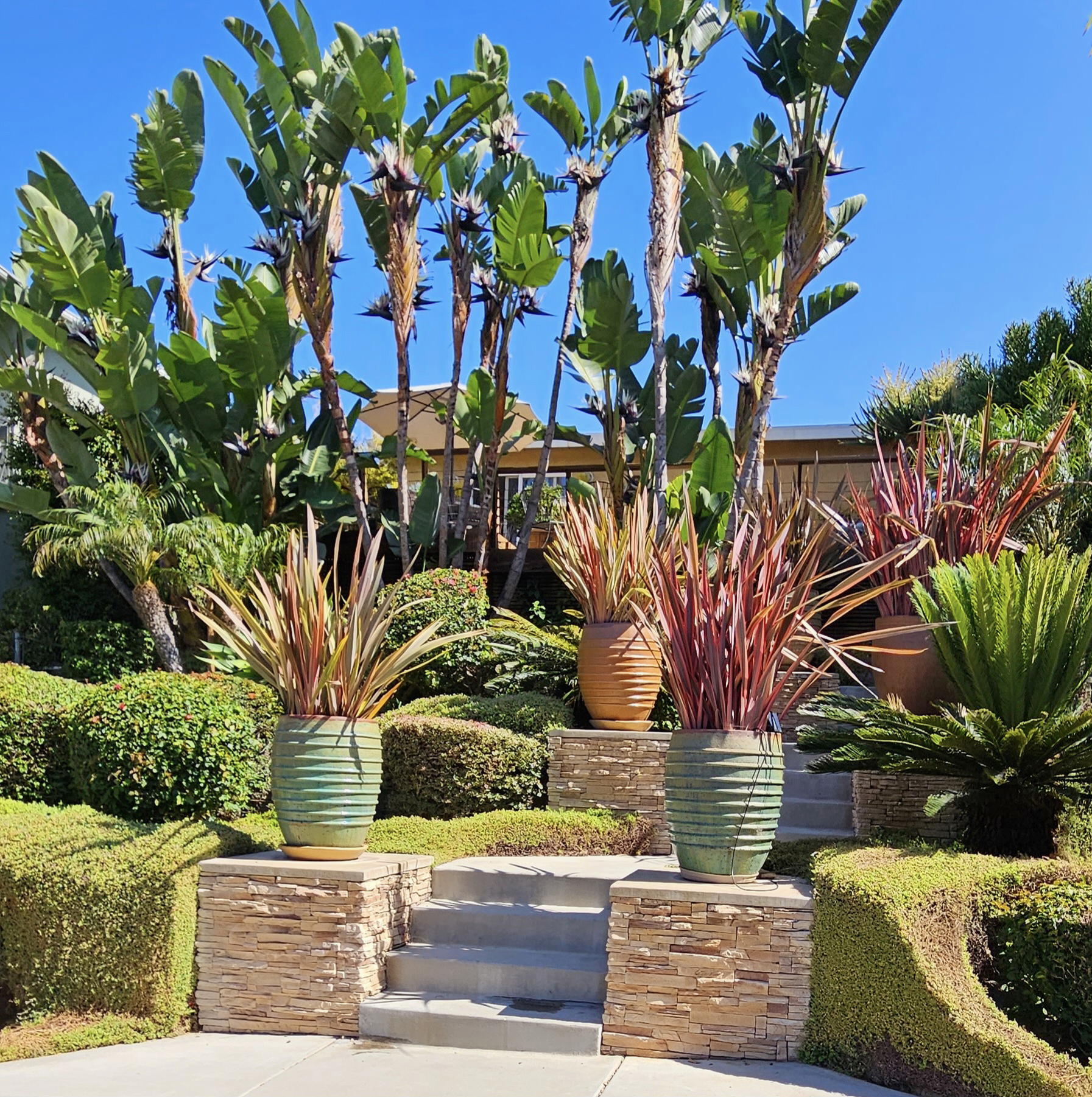 goral piano studio steps exterior